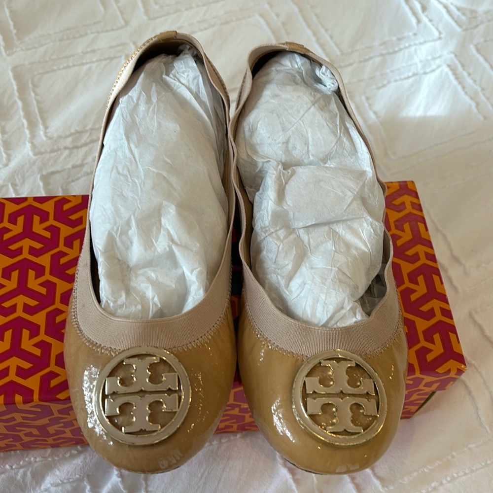 Tory Burch flats. Camellia pink size 8.5